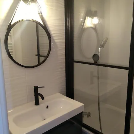 Le Charvin Merdassier Apartment *